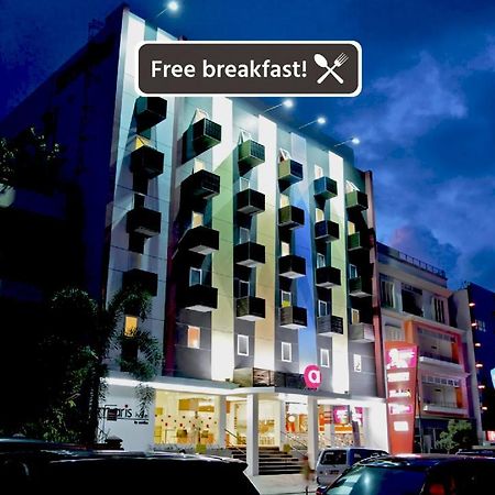 Amaris Hotel Амбон Екстериор снимка