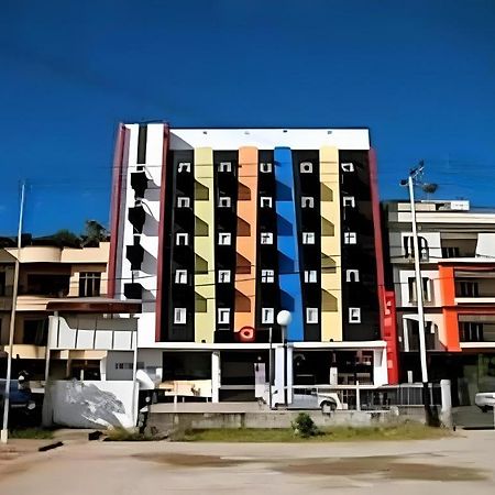 Amaris Hotel Амбон Екстериор снимка