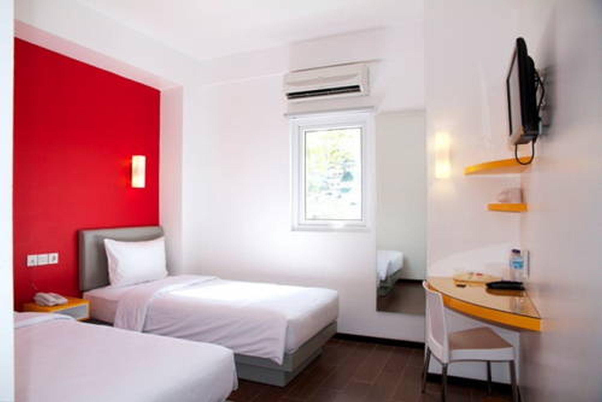 Amaris Hotel Амбон Екстериор снимка