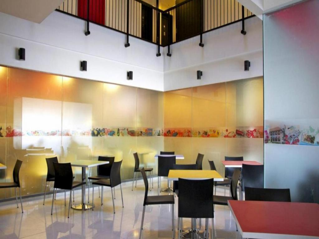 Amaris Hotel Амбон Екстериор снимка